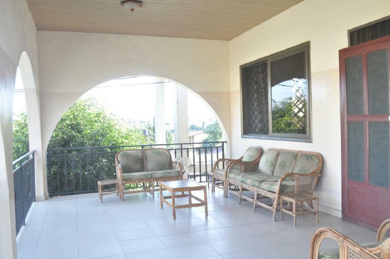 Charis Home Services Haatso Exterior foto
